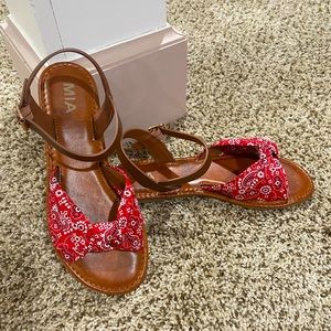 MIA Bandanna Print Sandals